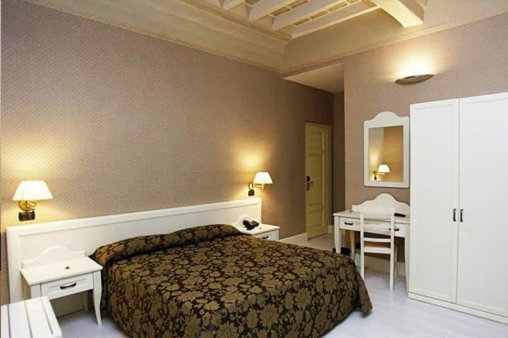 Bed and Breakfast Palazzo Riario Витербо Экстерьер фото